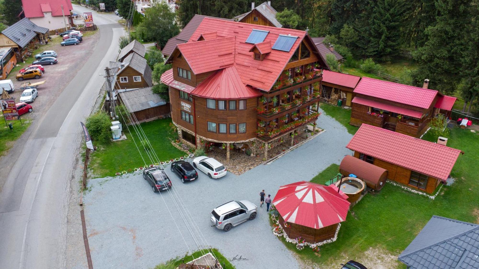 Hotel Casa Binu Arieşeni Exterior foto